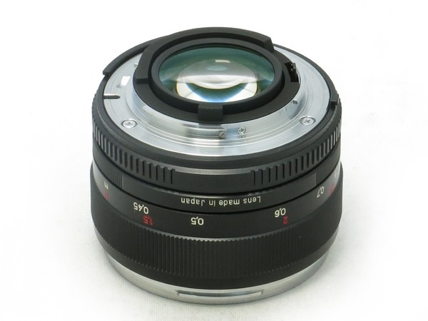 carl_zeiss_planar_50mm_zf_02