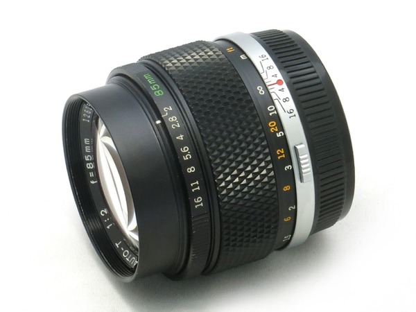 olympus_om_85mm_mc_a