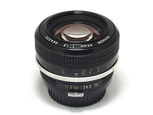 nikon_newnikkor_55mm_01