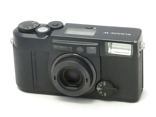 fujifilm_klasse_w_black_01