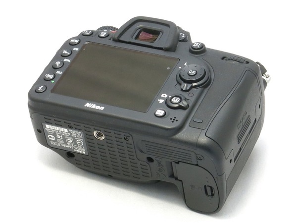 nikon_d7100_b
