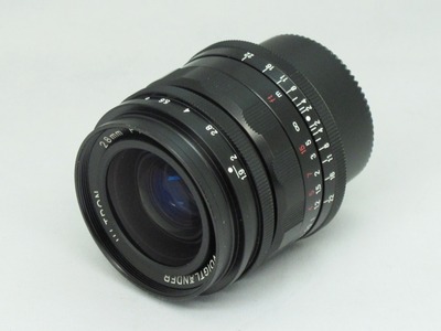 Voigtlander_ultron_28mm_a