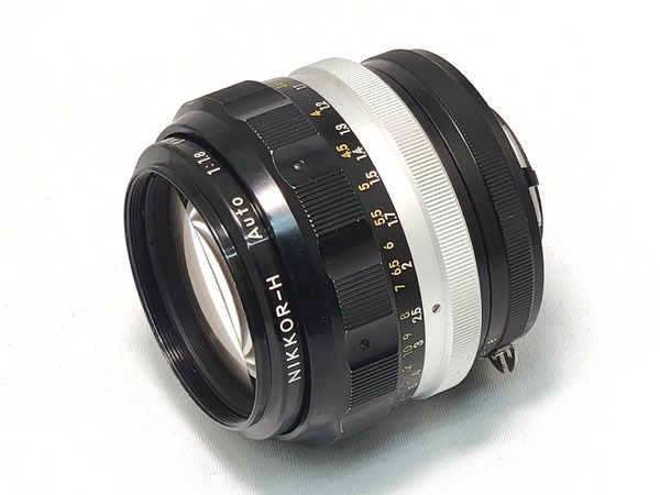nikon_auto_nikkor_85mm_b