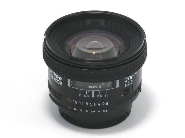 nikon_af_20mm_01