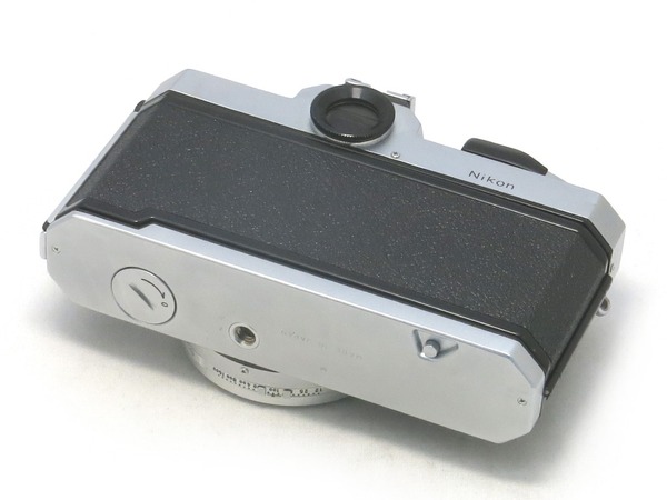 nikon_nikomat_ft3_b