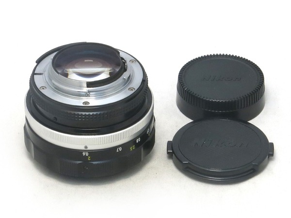 nikon_auto_nikkor-sc_55mm_b