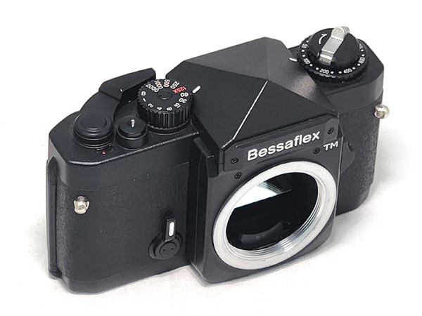 voigtlander_bessaflex_tm_black_04