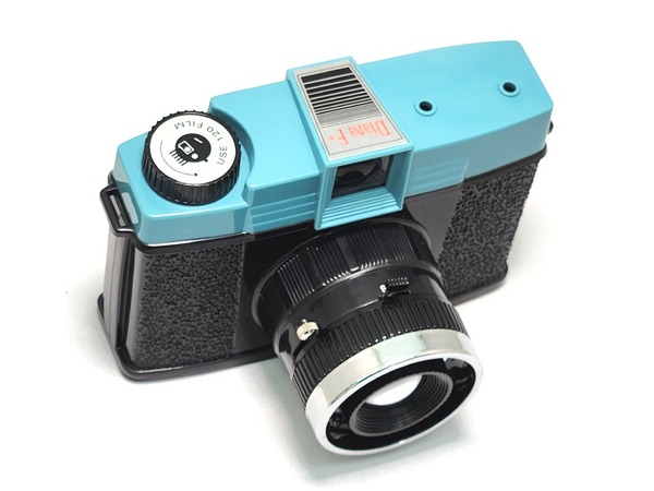 lomo_diana_f_plus_c