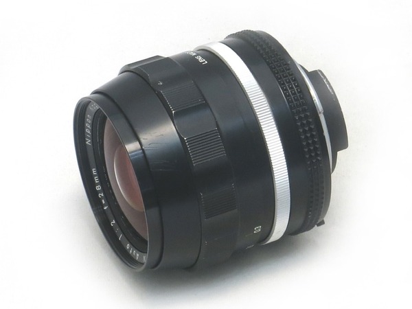 nikon_auto_nikkor_28mm_b