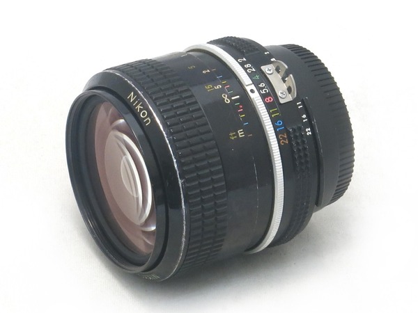 nikon_new_nikkor_35mm_a