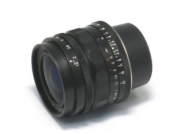 voigtlander_ultron_28mm_aspherical_black_l39_a