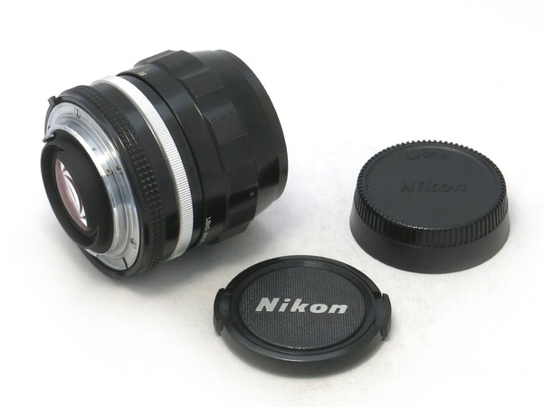 nikon_auto_nikkor_28mm_02