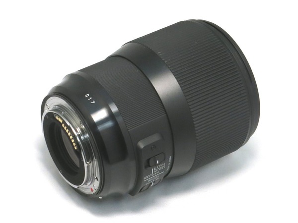 sigma_art_135mm_dg_hsm_canon_ef_b