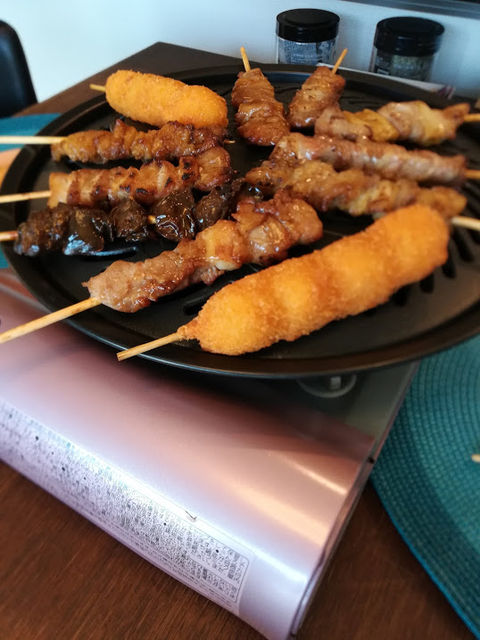 カセットコンロでゆる く焼き鳥気分を味わう 煙が出ないから家でも楽しめるよ 福岡市民のサンサン散歩道 キャンピングカーで子育てアウトドア満喫中 カセットコンロでゆる く焼き鳥気分を味わう 煙が出ないから家でも楽しめるよ 福岡市民のサンサン散歩道 キャンピングカーで子育てアウトドア満喫中