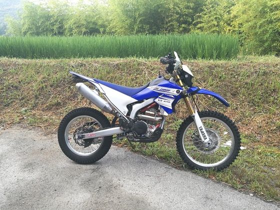 テクニクス　ソフトスプリング　wr250r  エンデューロ WR250R】Technixにサスペンションのオーバーホール＆ソフト