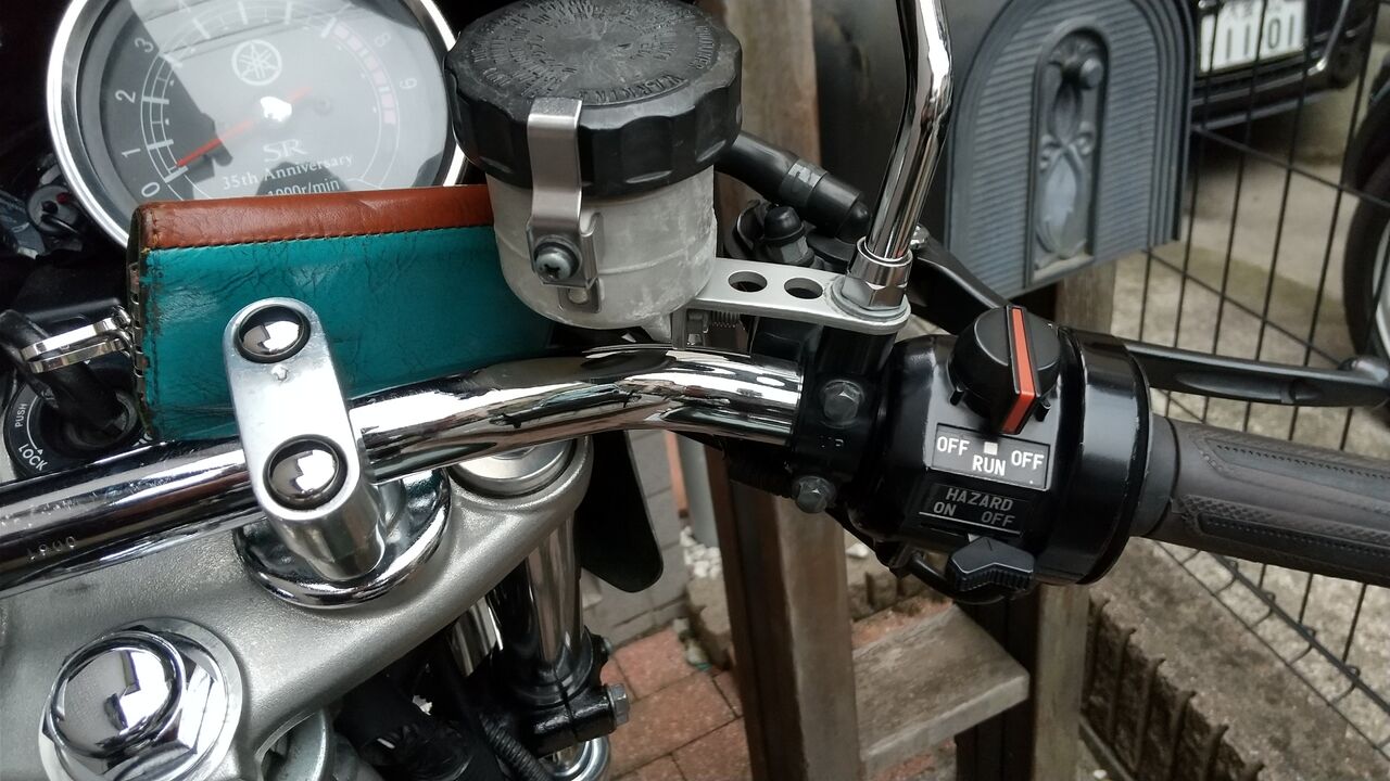 クラッチレバーホルダー交換 Foxyの日常 Sr400fiでトコトコ クラッチレバーホルダー交換 Foxyの日常 Sr400fiでトコトコ