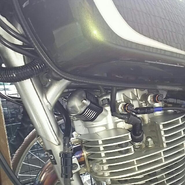 タペットカバー放熱フィン SR400fi : foxyの日常