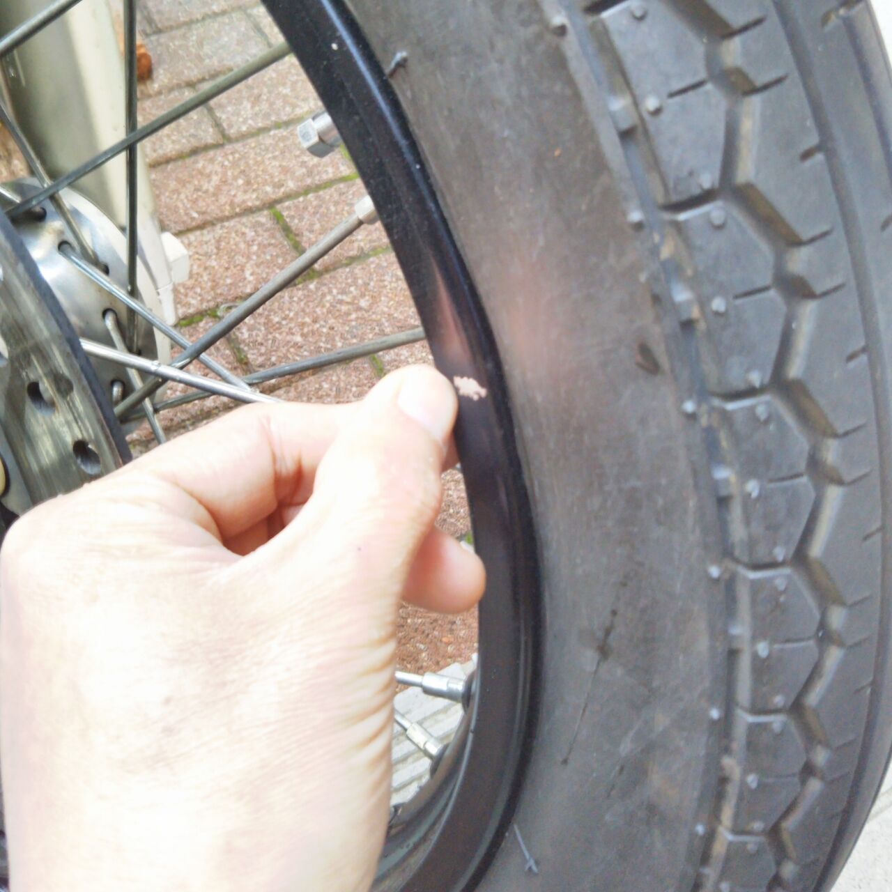 再ホイール塗装 Sr400fi Foxyの日常 Sr400fiでトコトコ 再ホイール塗装 Sr400fi Foxyの日常 Sr400fiでトコトコ