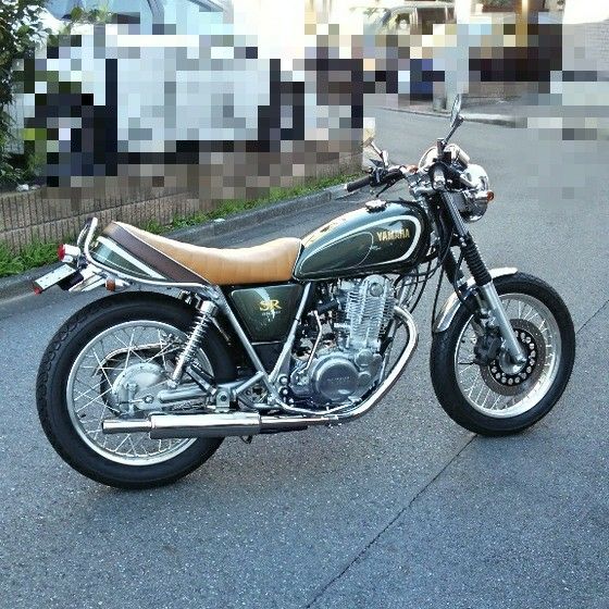 SR400 デイトナ　キャブトンマフラーとおまけ色々