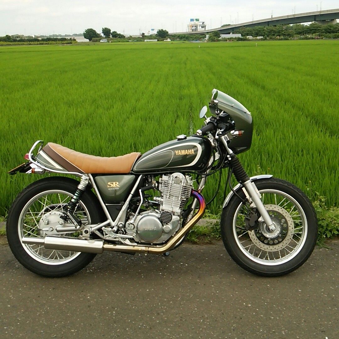 SR400　　キャブ車用ワイズギア製ローダウンシート