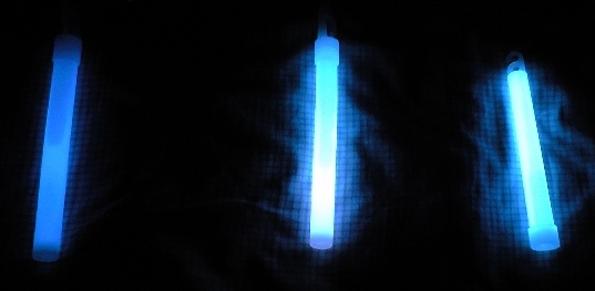 サイリューム明るさ検証 大閃光は明るいのか めがネコ 黒ネコになりたかった めがネコ Blog