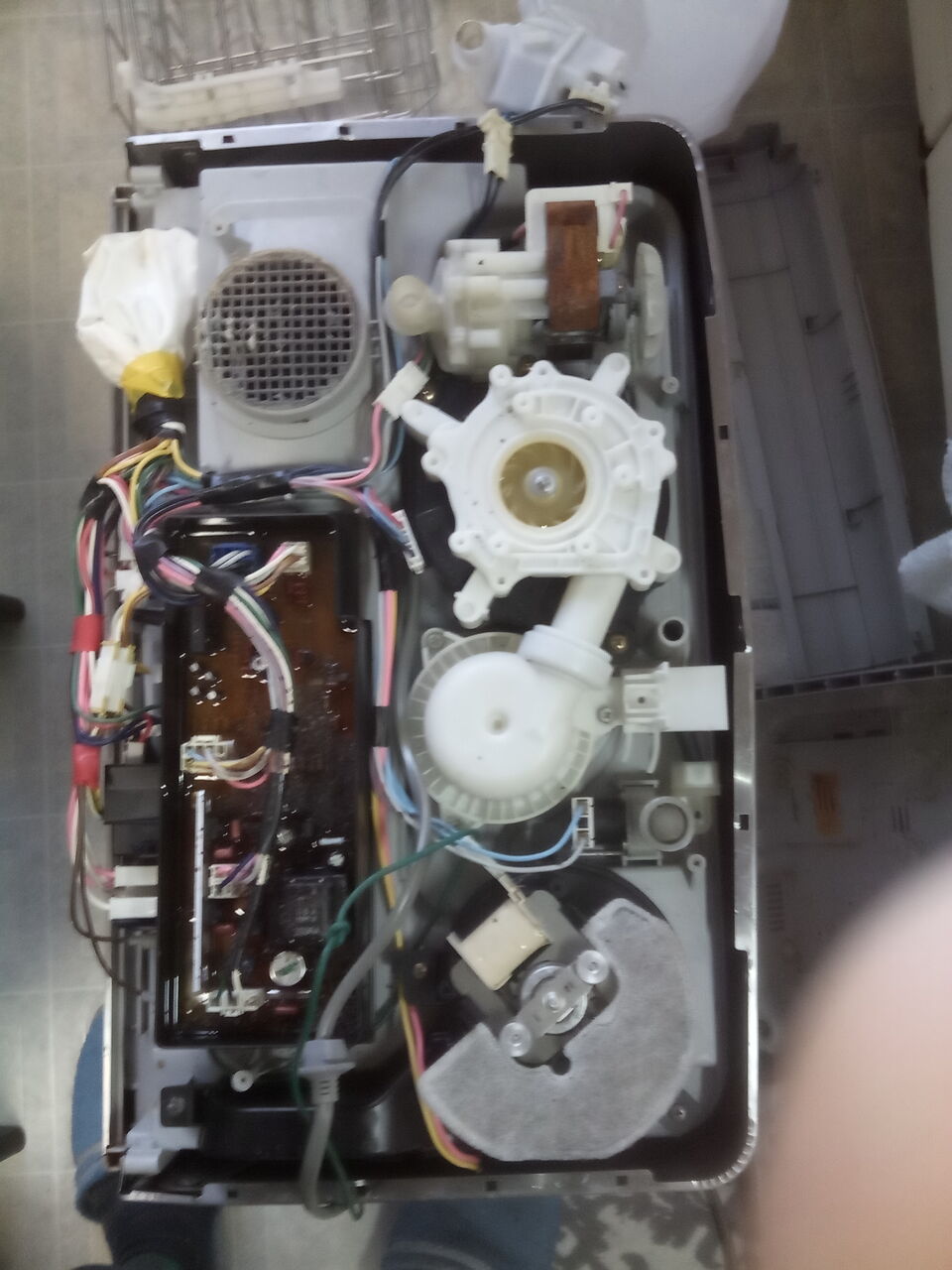 ナショナル食器洗い乾燥機 [NP-50SX3] 水漏れ修理など : Kame Jiisan