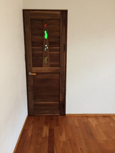床とドア