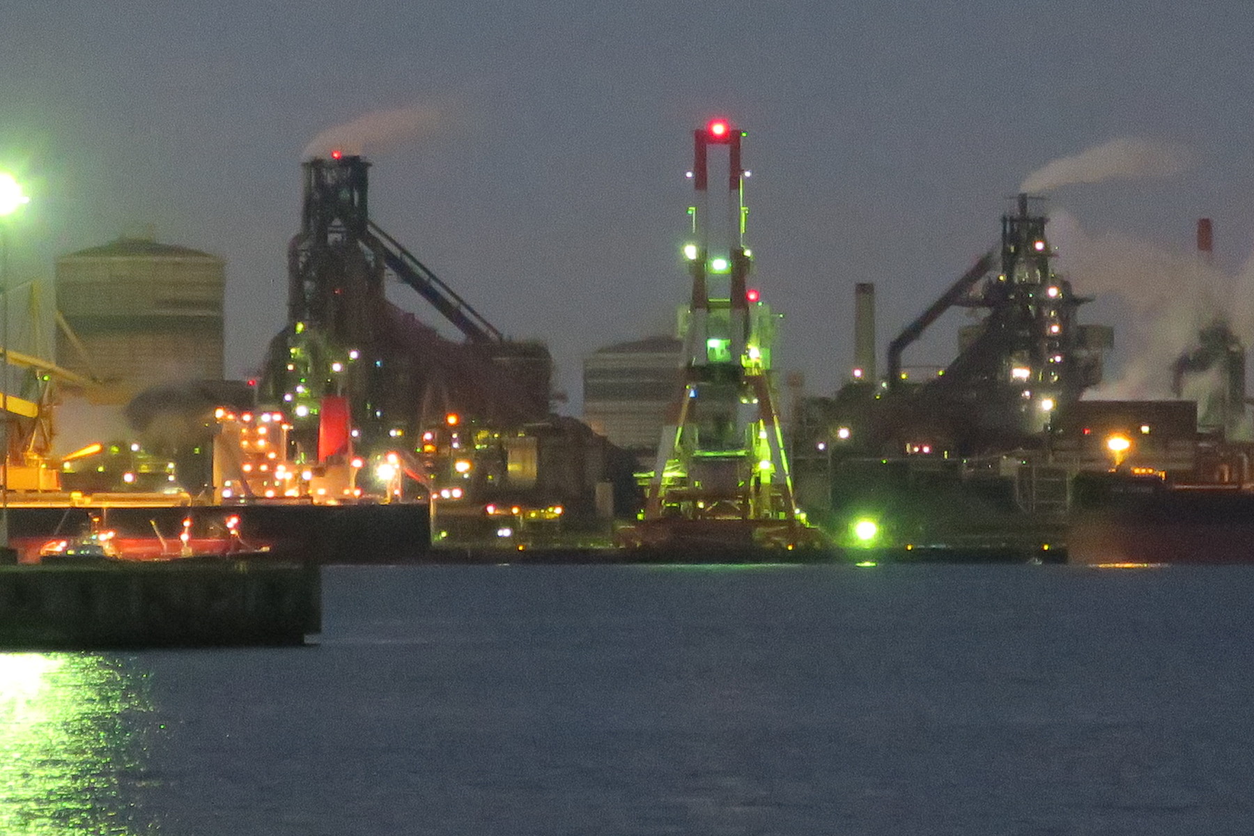うまく撮れなかった 新日鉄住金名古屋製鉄所 の夜景 愛知県名古屋市港区 やまさんがくる うまく撮れなかった 新日鉄住金名古屋製鉄所 の夜景 愛知県名古屋市港区 やまさんがくる