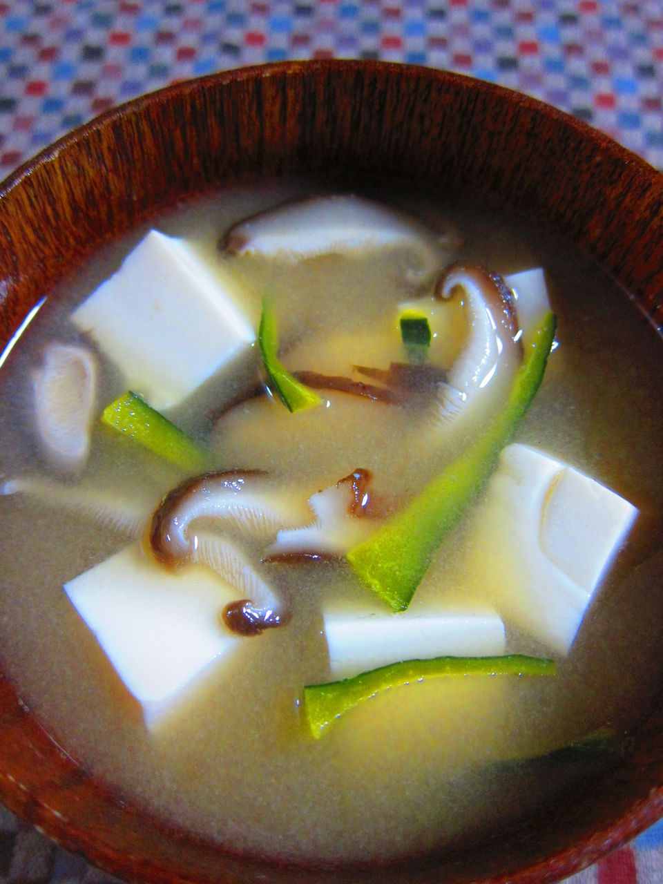 椎茸と豆腐の味噌汁 ぴよの日記