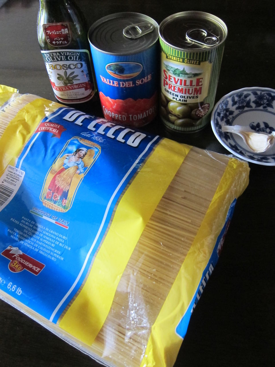 グリーンオリーブのトマトソースパスタ ぴよの日記