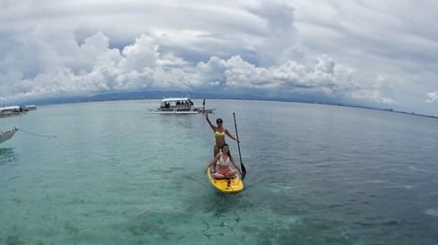 P7122113 (640x359)