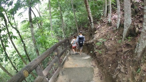 P7101599 (640x360)