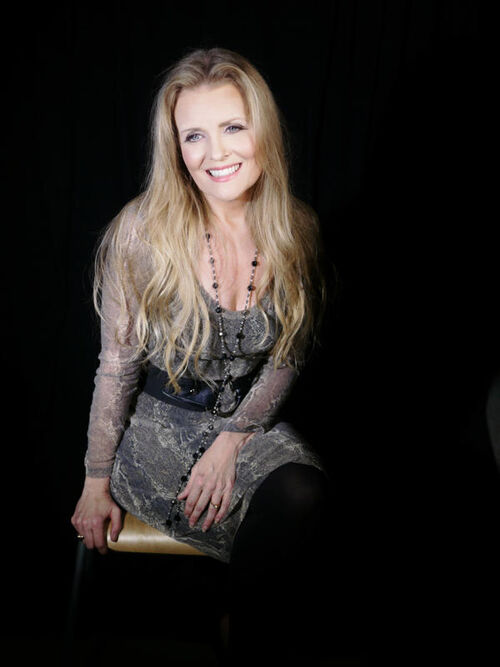 『ティアニー・サットン』