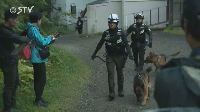 【北海道羅臼】熊に襲われた20代男性の支持品か？　襲われたとみられる場所付近で財布やスプレーなど発見