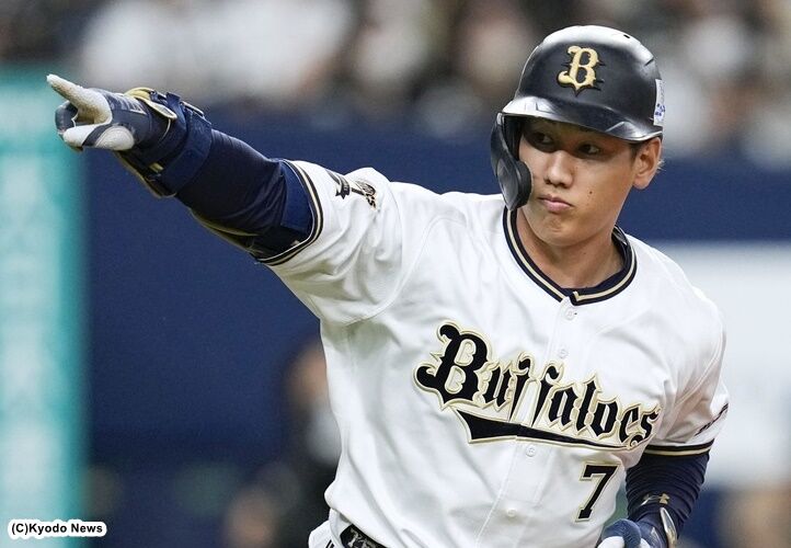 【WBC】吉田正尚　栗山監督に出場直訴「サッカー日本代表のＷ杯以上の成績残したい」  [尺アジ★]