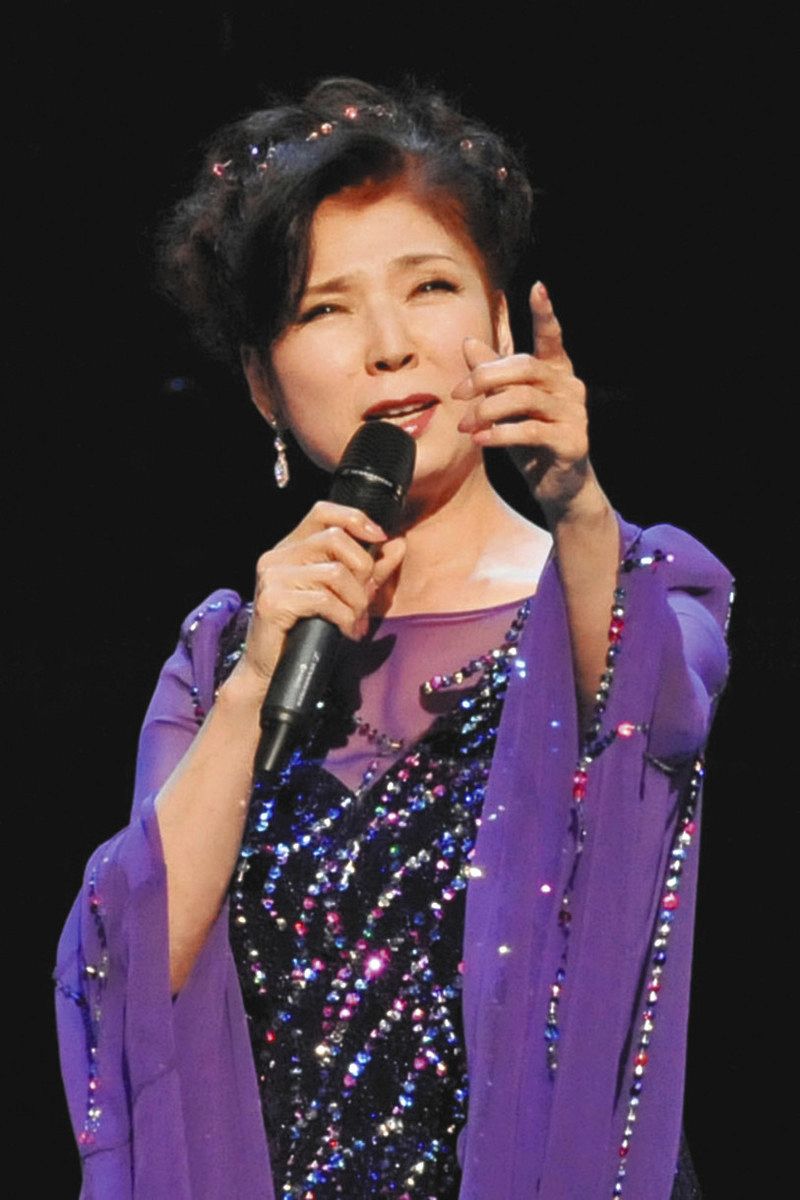 【変な意地】　八代亜紀さんヌード写真についてレコード会社社長  「男の意地だ。発売中止するつもりはない」