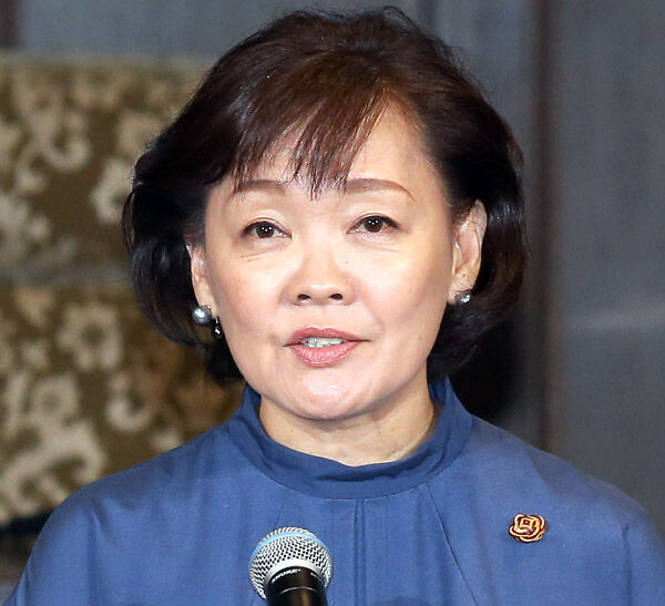 【勝利優先か？】安倍元首相の妻昭恵さん「主人の後継者の圧勝を」、自民新人の事務所開きで訴え  [えりにゃん★]