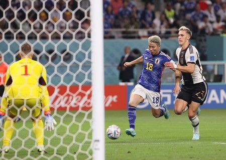 【やったー！】日本代表、世界を驚かせる歴史的なジャイアントキリング！ドイツ代表に逆転で初勝利 ★10  [爆笑ゴリラ★]
