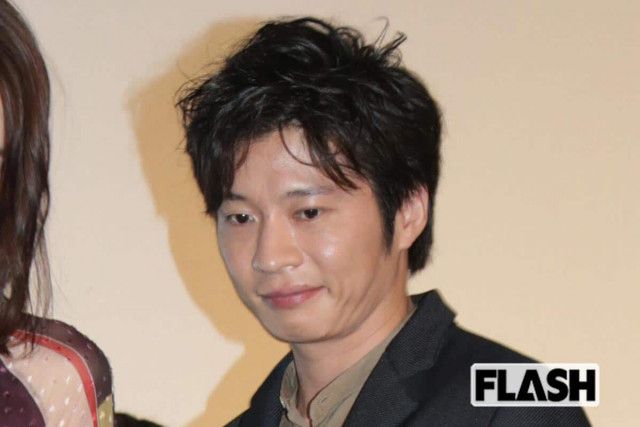 【いつも酒臭い】現場で噂に…田中圭　事務所社長の小栗旬も危惧していた「酒癖の悪さ」  [阿弥陀ヶ峰★]