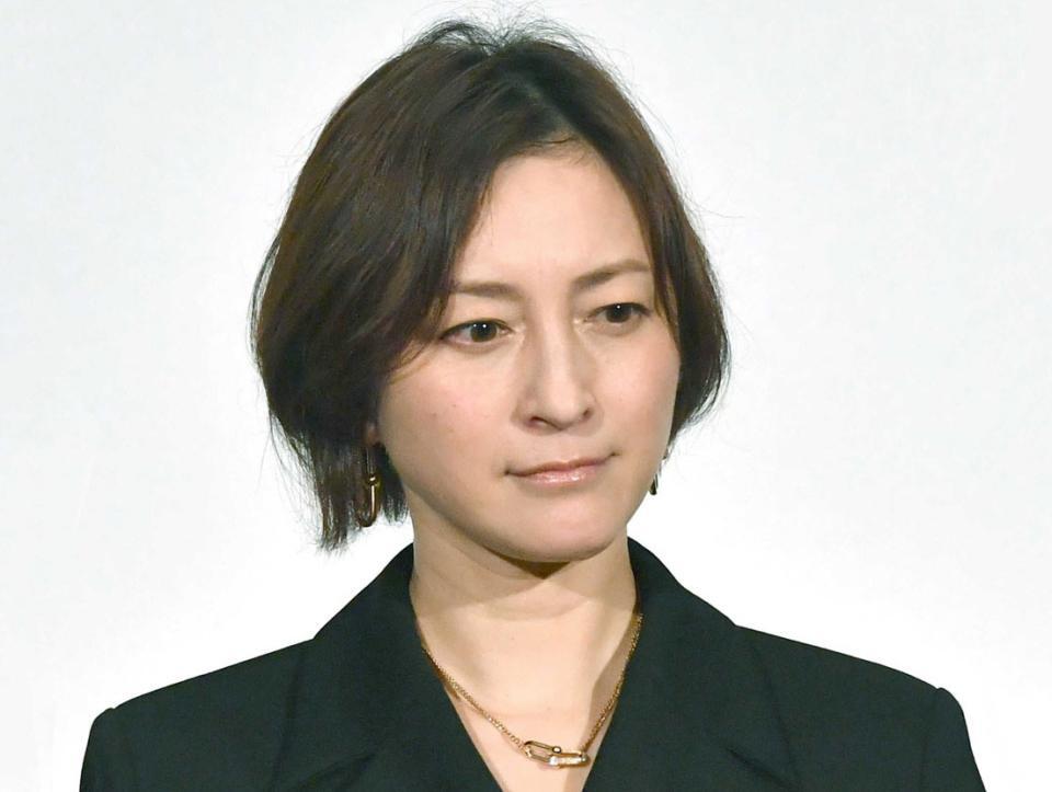 広末涼子、芸能活動休止「双極性感情障害」公表　甲状腺機能亢進症の診断も