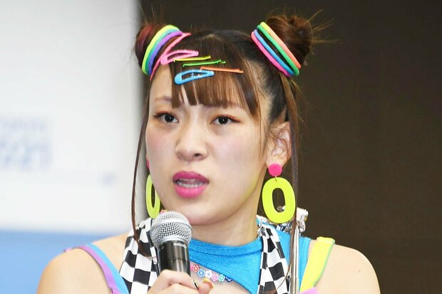 【火に油】フワちゃん　『行列』に映り込んだ“収録中のスマホいじり”活休中も止まぬ批判