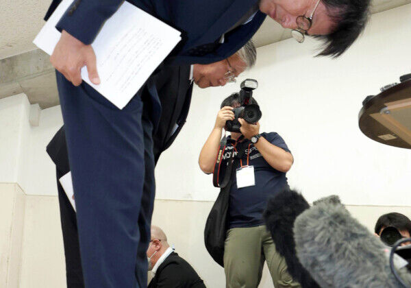 「何が本当なんだ？SNS に振り回されるバカげた社会」広陵の大会途中辞退に93歳の日本球界大御所が怒りと嘆き　(広岡達朗氏)