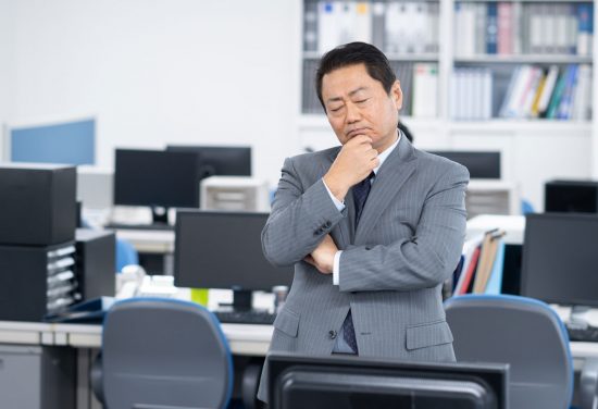 【SPA!】なぜ「おじさんは叩いていい」と思われるのか？“おじさん構文”とバカにされ、女性相手だと“ハラスメント”認定され…  [愛の戦士★]