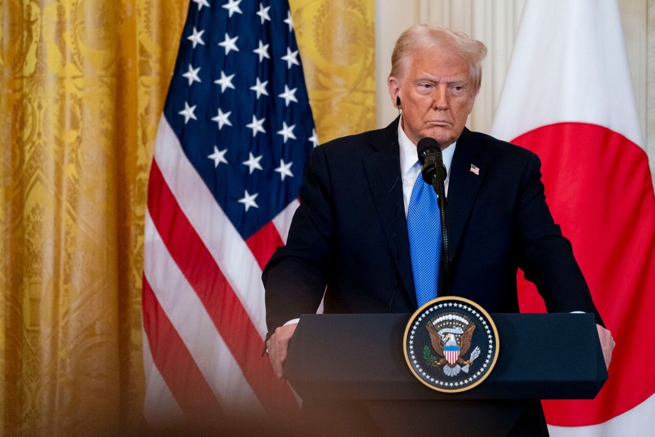 【速報】トランプ大統領声明 「日本や中国が通貨安政策取るなら米国は不利な立場に」市場は円高、人民元安に  [お断り★]