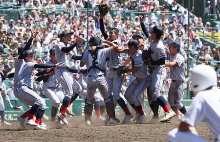 【夏の甲子園】初優勝の京都国際高校、生徒の殆どが日本人で、今回甲子園に出た野球部員は全員日本人