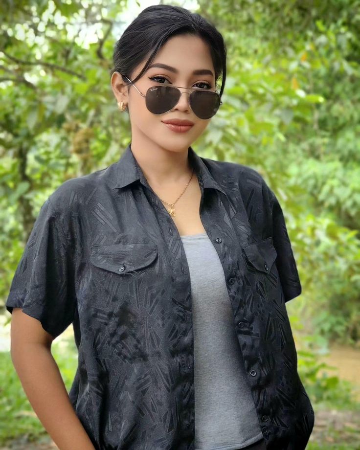 『Nur Amira Syahira』123