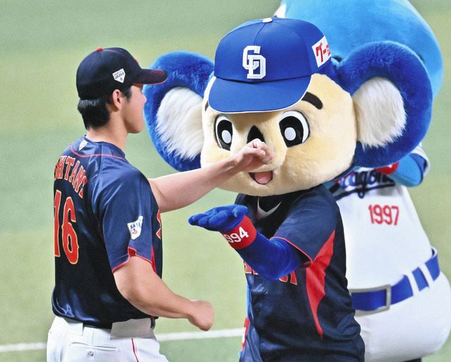 【いじられキャラ】大谷翔平が２夜連続でドアラとのハイタッチをスルー