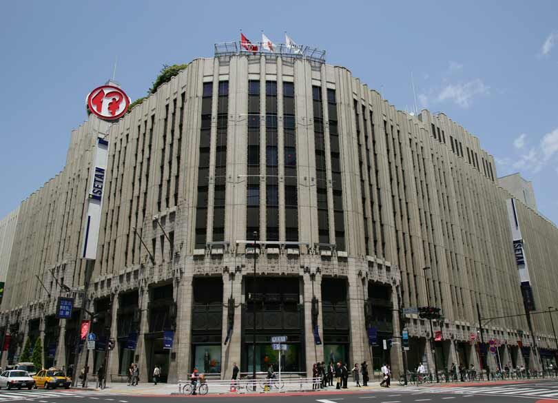 絶好調の｢伊勢丹新宿店｣を支える顧客たちの正体