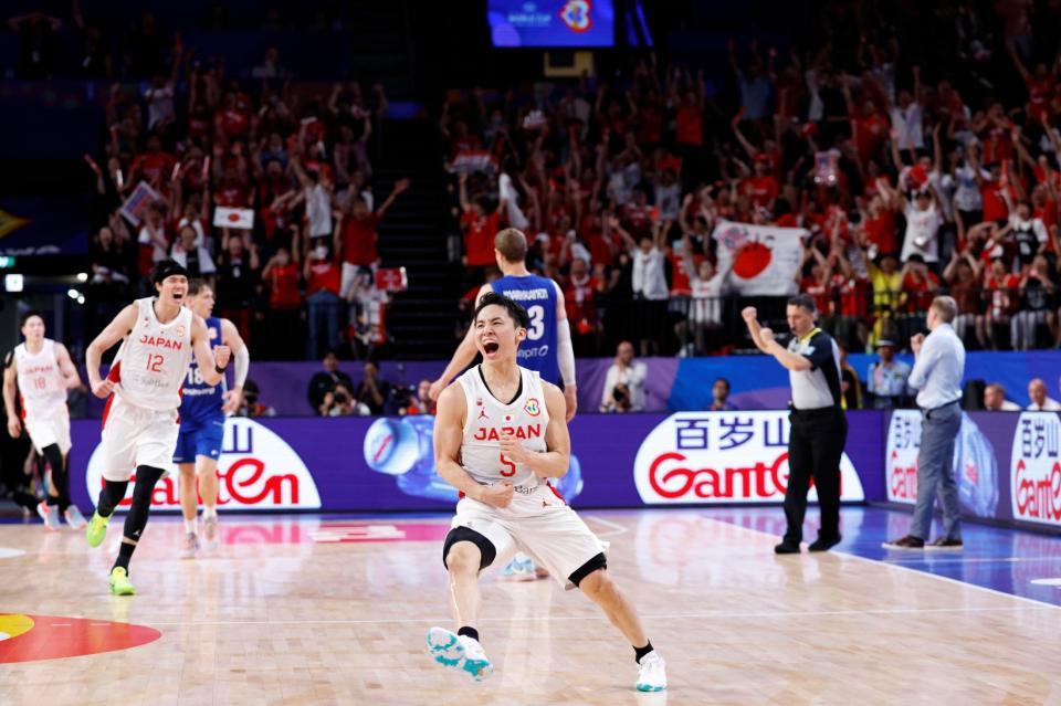 【バスケットW杯】日本vsフィンランド　日本が最大18点差を逆転し勝利！日本 98-88 フィンランド ★3  [鉄チーズ烏★]