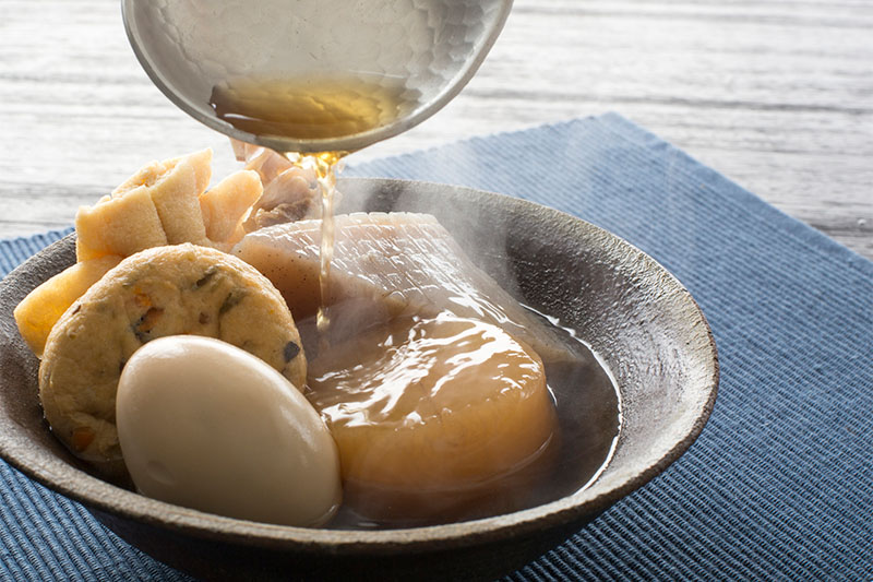 【私は大根】みなさんのおでんの定番は！？　ちくわぶ？　牛すじ？　餃子巻？　つぶ貝？　地域色の強い具材いろいろ  [ひぃぃ★]